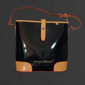 Dooney & Bourke Black and Tan Leather Shoulder Bag NWOT